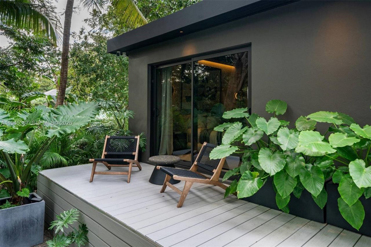 3522 William Avenue, Miami, FL 33133 Photo