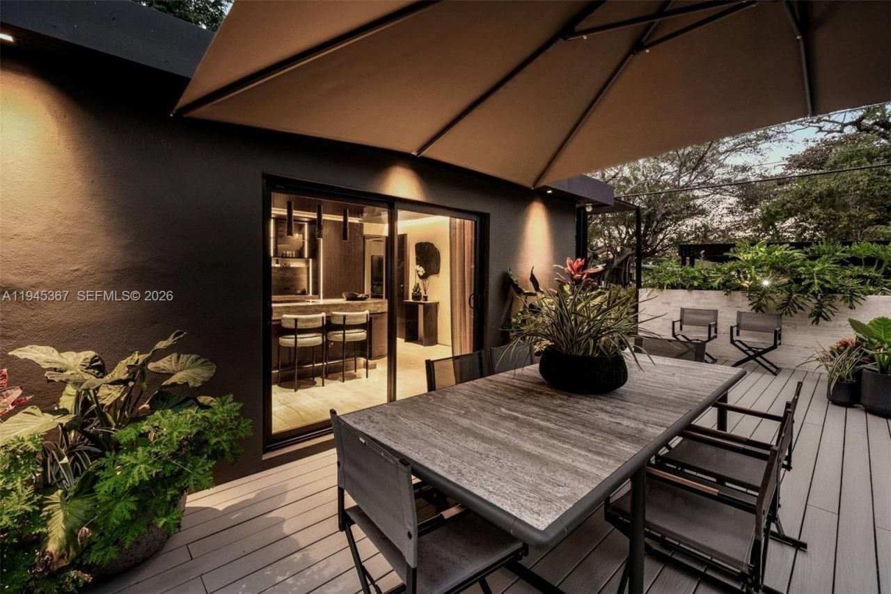 3522 William Avenue, Miami, FL 33133 Photo