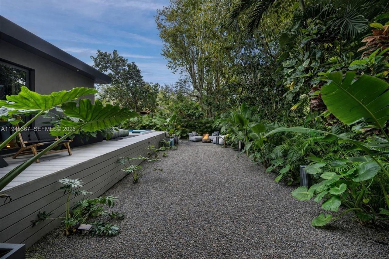 3522 William Avenue, Miami, FL 33133 Photo