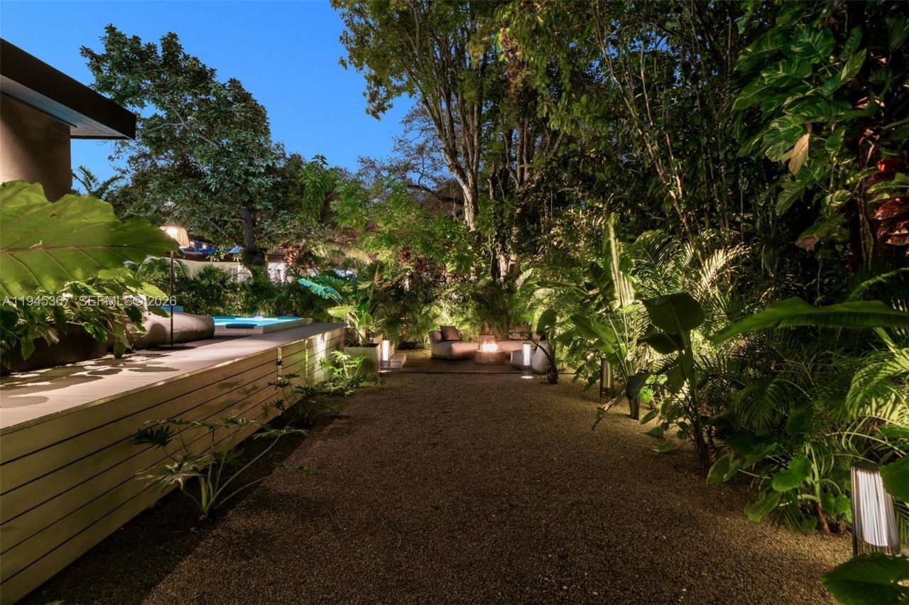 3522 William Avenue, Miami, FL 33133 Photo