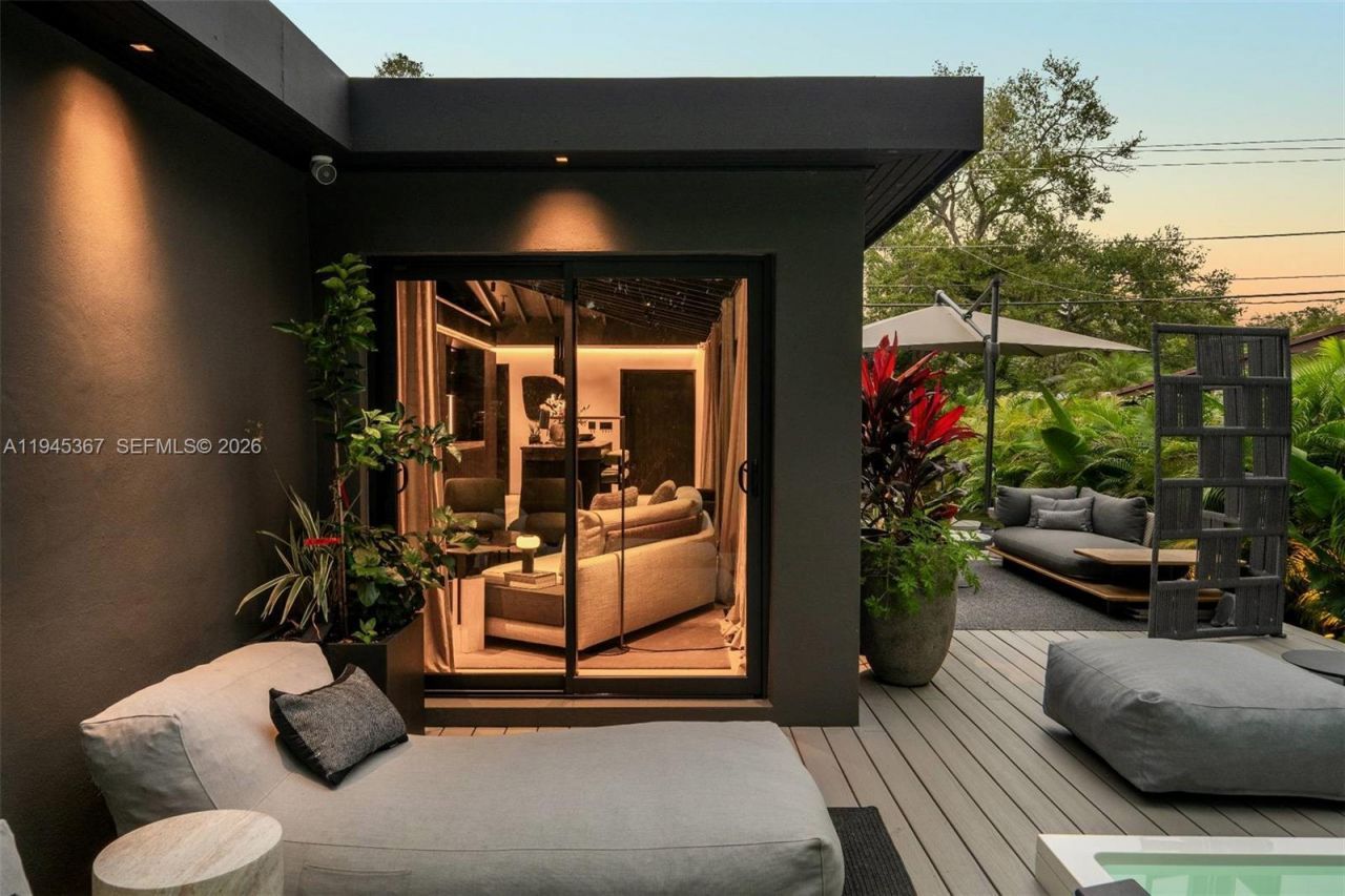 3522 William Avenue, Miami, FL 33133 Photo