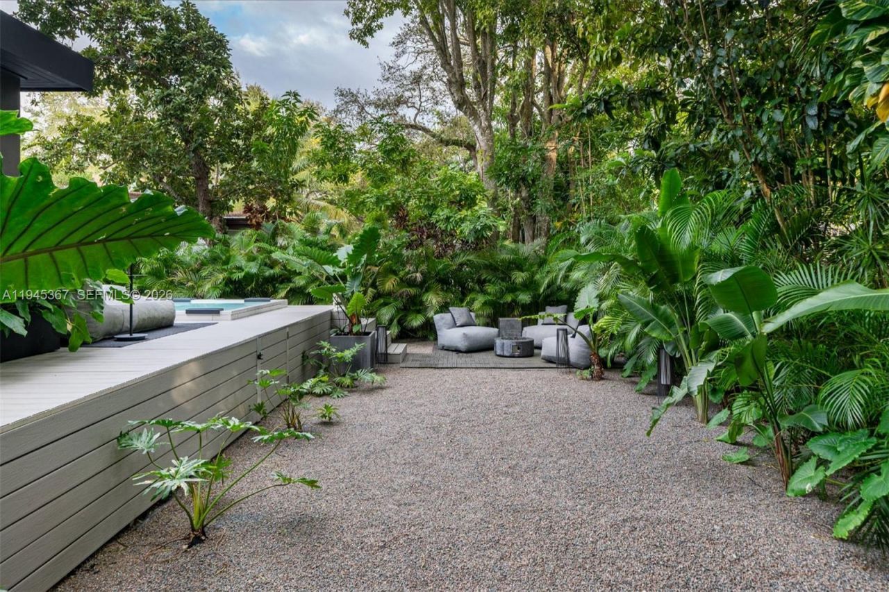 3522 William Avenue, Miami, FL 33133 Photo