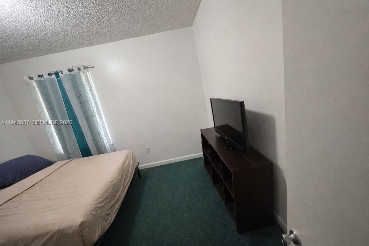 3416 Frow Ave, Miami, FL 33133 Photo