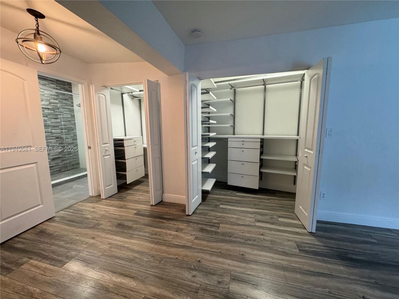 2075 S Hibiscus Dr, North Miami, FL 33181 Photo