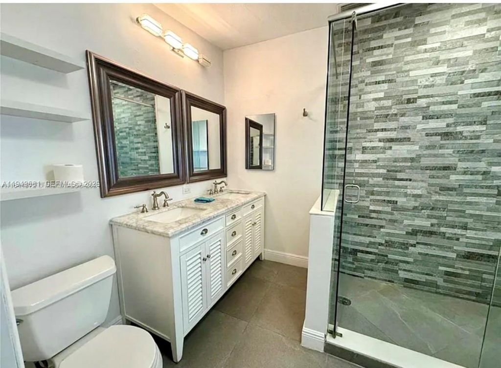 2075 S Hibiscus Dr, North Miami, FL 33181 Photo