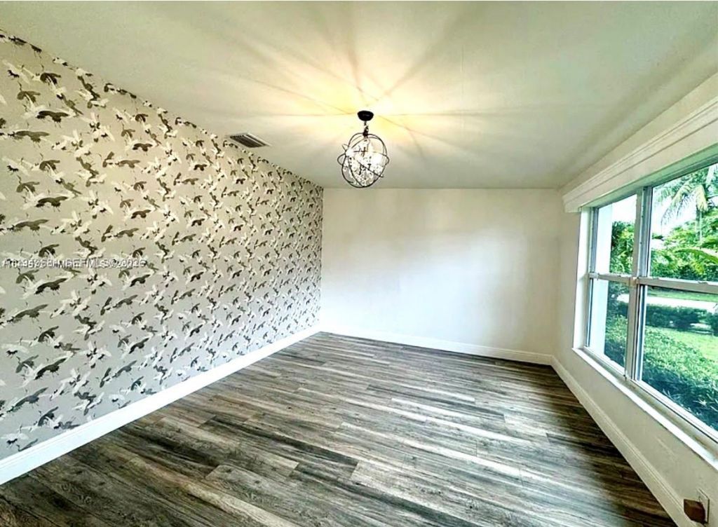 2075 S Hibiscus Dr, North Miami, FL 33181 Photo