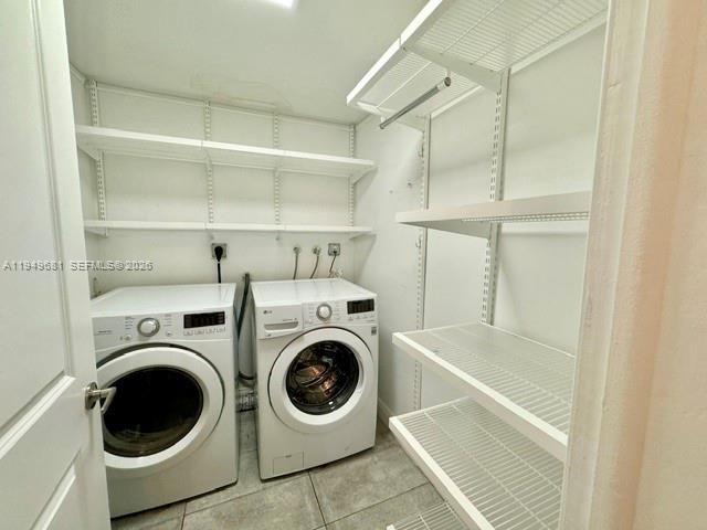 2075 S Hibiscus Dr, North Miami, FL 33181 Photo