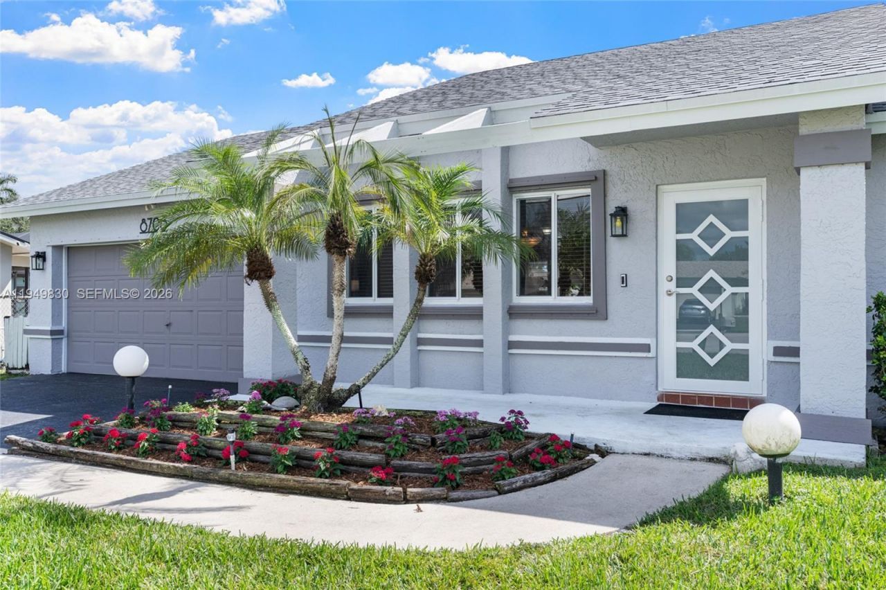 8708 SW 52nd St, Cooper City, FL 33328 Photo