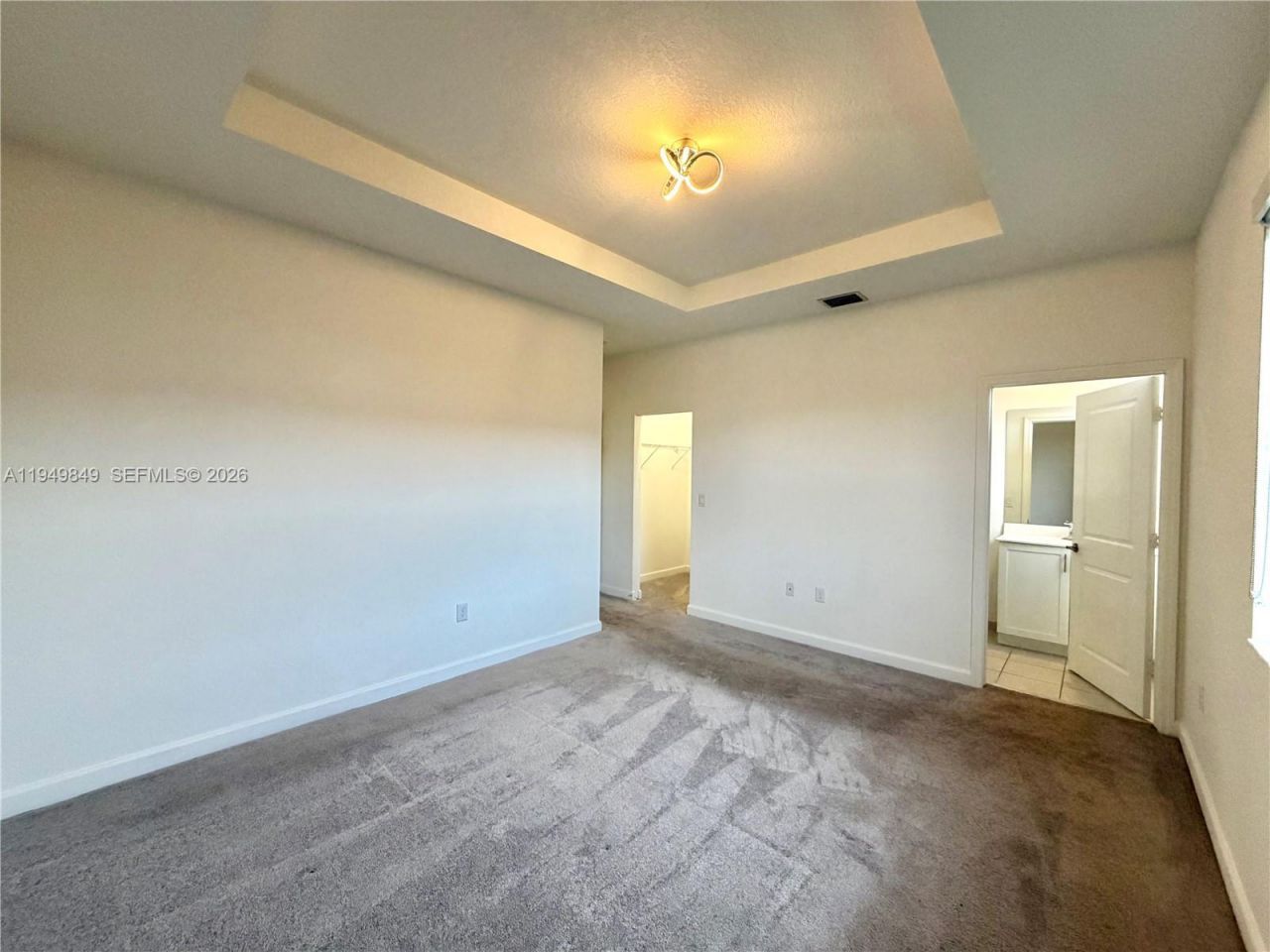 21050 NE 8th Ave, Miami, FL 33179 Photo