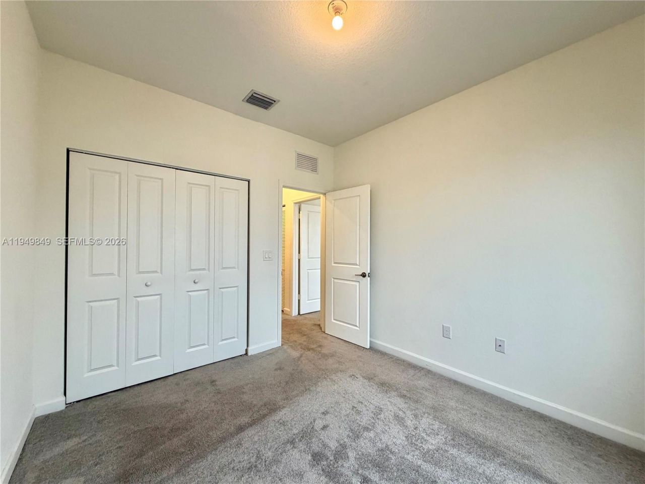 21050 NE 8th Ave, Miami, FL 33179 Photo