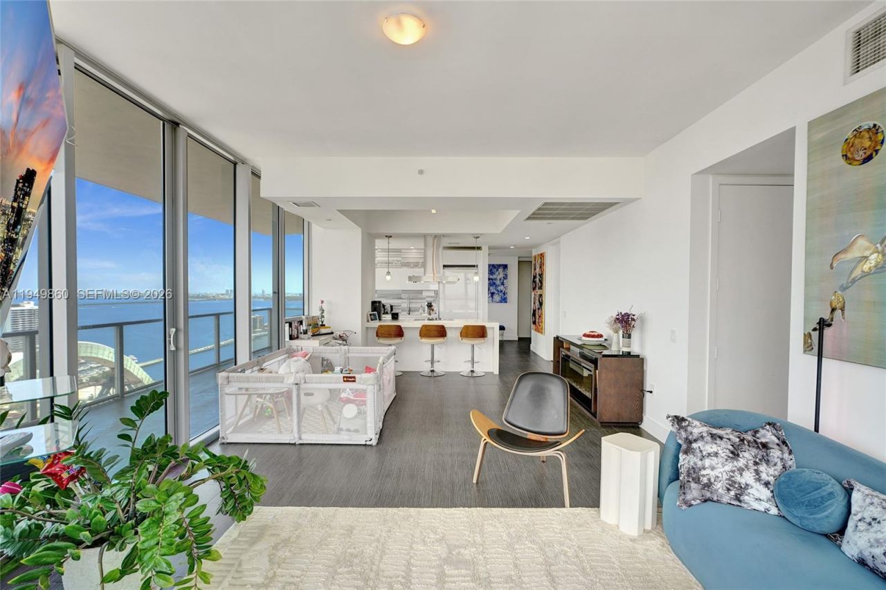 1100 Biscayne Blvd , Unit 3708, Miami, FL 33132 Photo