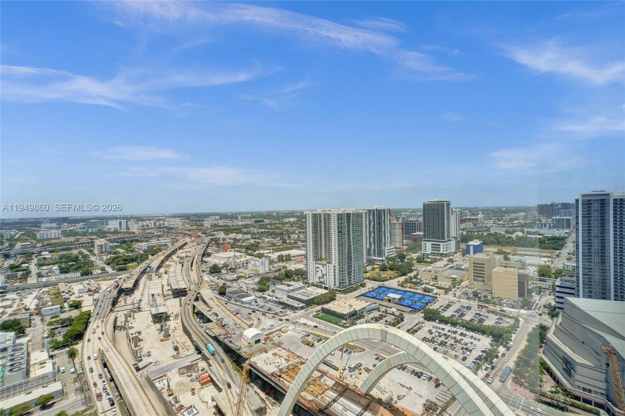 1100 Biscayne Blvd , Unit 3708, Miami, FL 33132 Photo