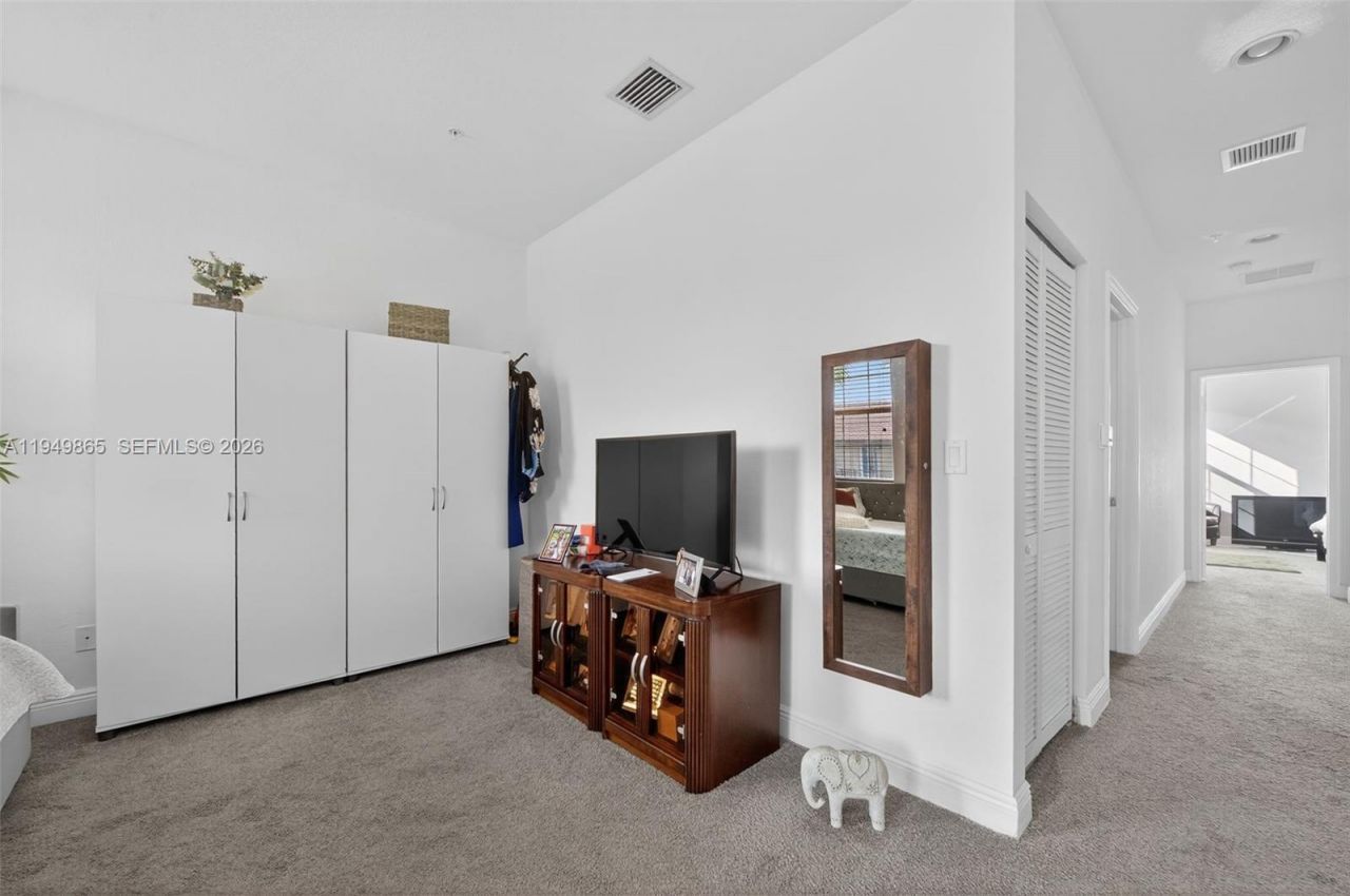 14615 SW 14th St, Unit 14615, Pembroke Pines, FL 33027 Photo