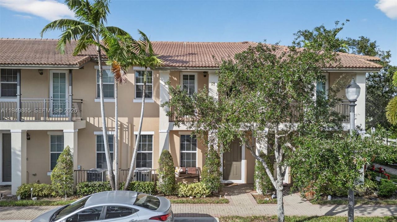 14615 SW 14th St, Unit 14615, Pembroke Pines, FL 33027 Photo