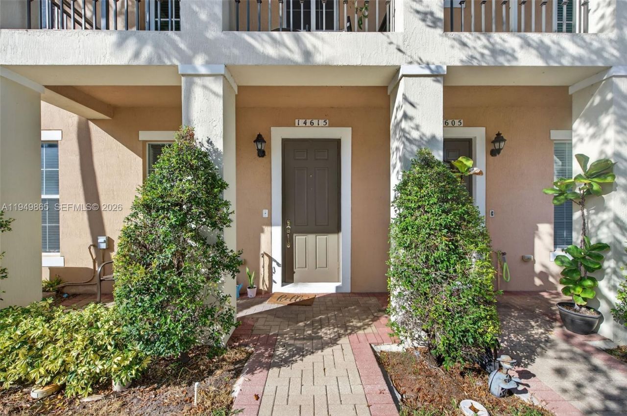 14615 SW 14th St, Unit 14615, Pembroke Pines, FL 33027 Photo