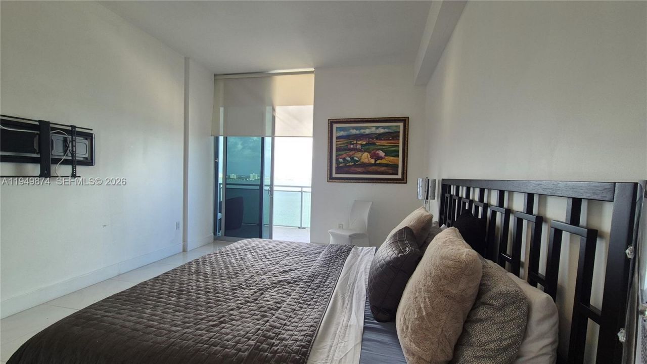 7901 Hispanola Ave, Unit 2003, North Bay Village, FL 33141 Photo