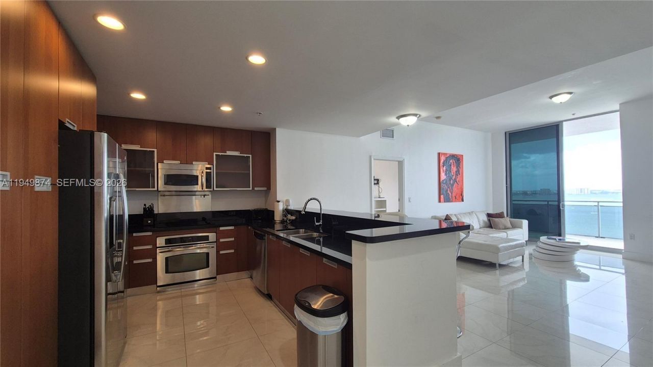 7901 Hispanola Ave, Unit 2003, North Bay Village, FL 33141 Photo