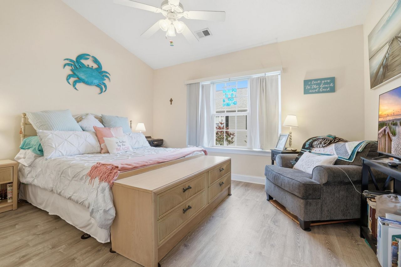 984 Algonquin Dr. Photo 9