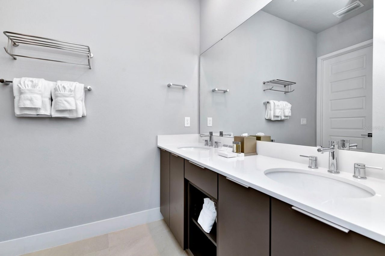 7740 Sandy Ridge Drive, Unit 113, Reunion, FL 34747 Photo
