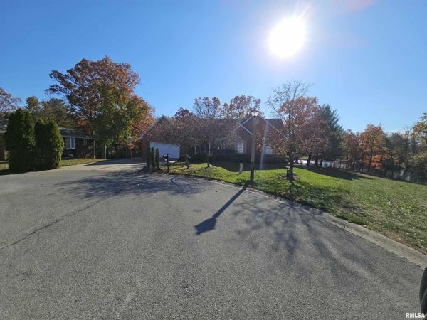 3525 OXFORD Avenue, Mt Vernon, IL 62864