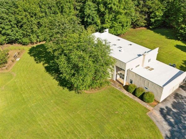 110 Bridger Point Road, Fayetteville, GA 30215