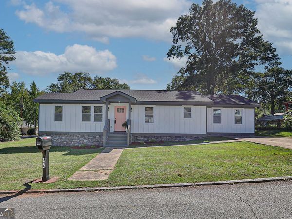 326 Mobley Street, Hamilton, GA 31811