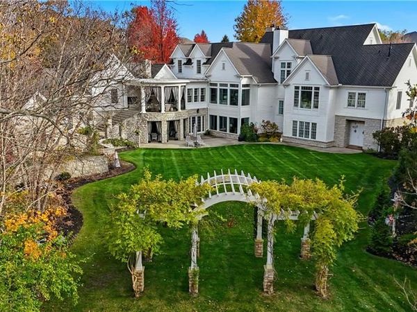 109 Castle Pines Court, Beavercreek Township, OH 45385