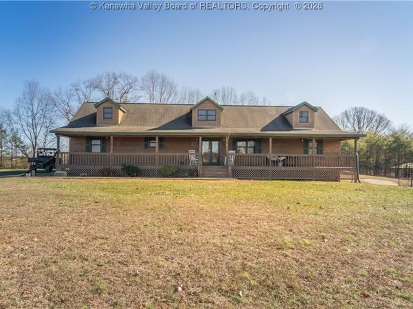 6657 Longdale Road, Letart, WV 25253