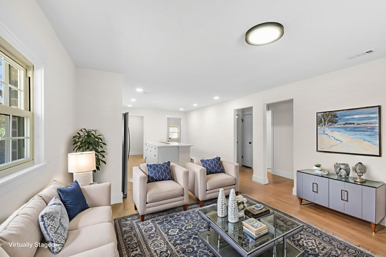 151 Gailmoor Drive Photo 1