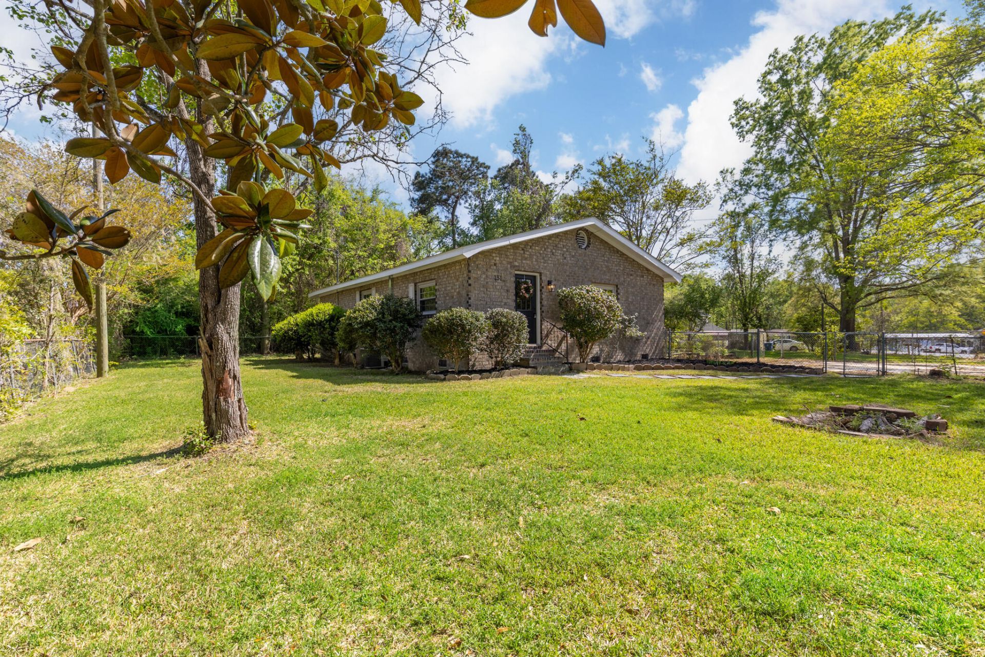 151 Gailmoor Drive Photo 19