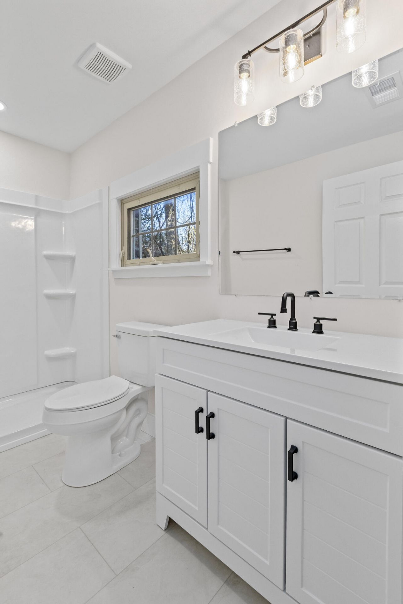 151 Gailmoor Drive Photo 8