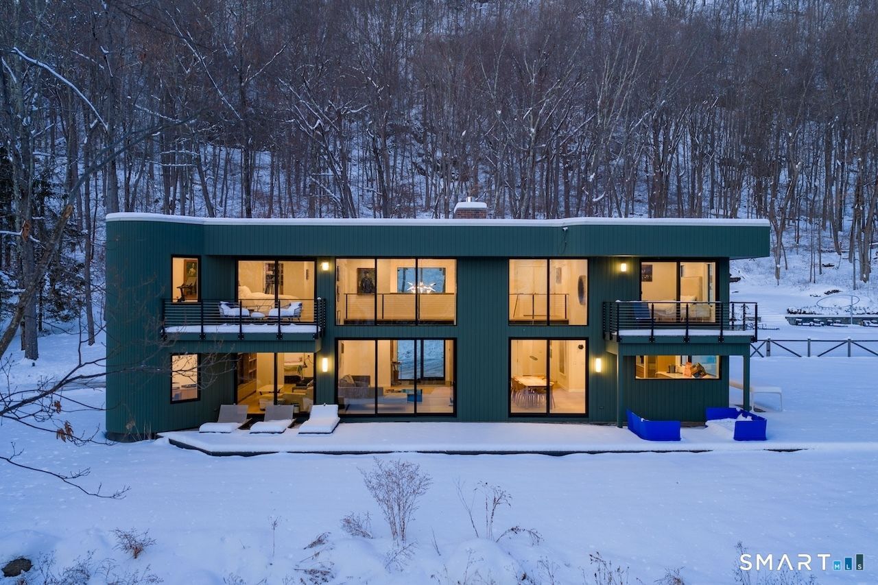 9 Overlook, Salisbury, CT 06039 Main Photo