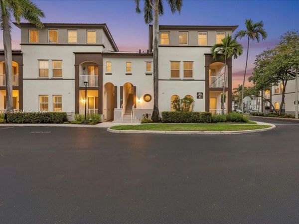 4341 SW 160th Ave, Unit 201, Miramar, FL 33027