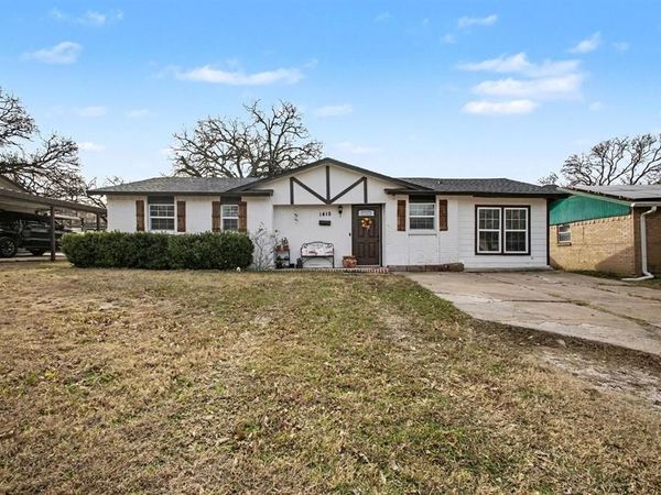 1418 Briarwood Drive, Mesquite, TX 75149