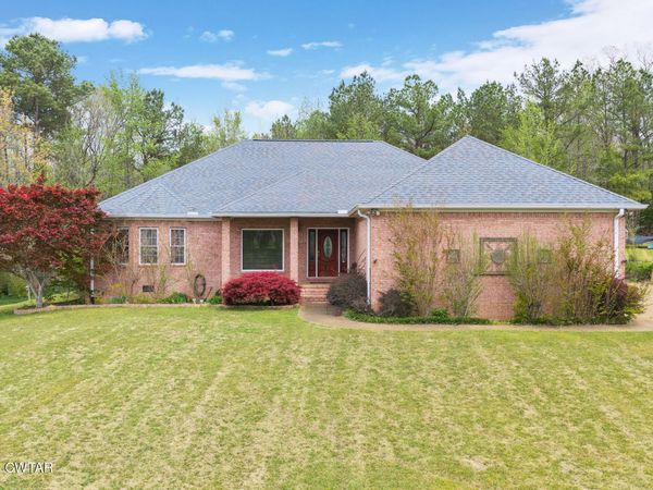 292 Eastern Shores Drive, Lexington, TN 38351