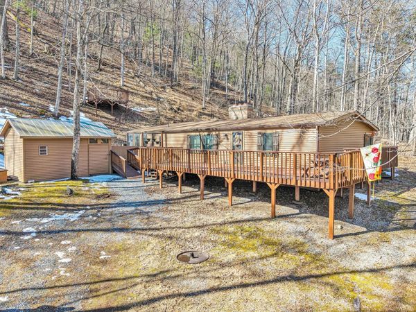 625 Miller Cove RD, Catawba, VA 24070