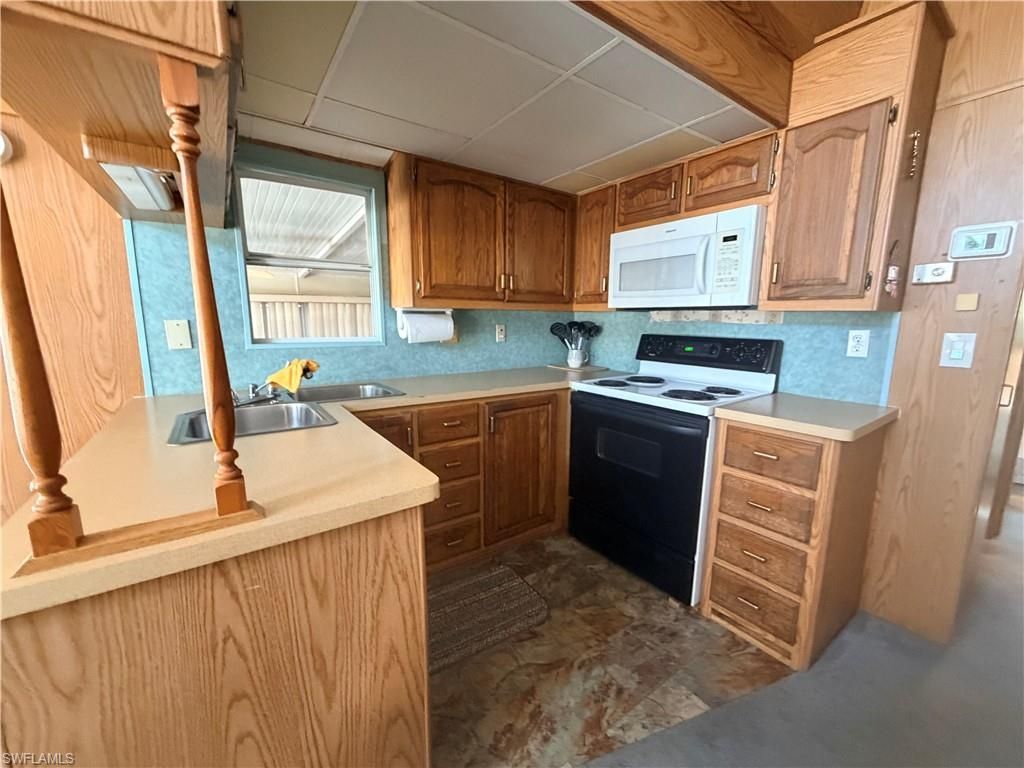 318 Fountain View Blvd, North Fort Myers, FL 33903 Photo