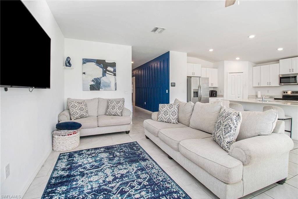 4054 San Clemente Ct , North Fort Myers, FL 33917 Photo