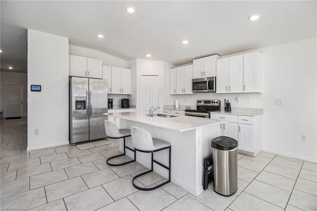 4054 San Clemente Ct , North Fort Myers, FL 33917 Photo