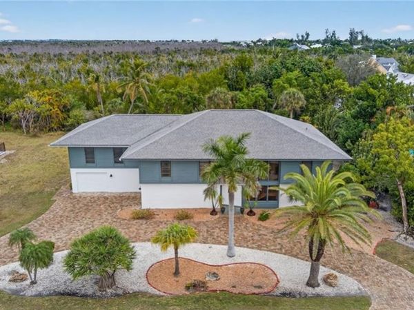 1379 Albatross RD, SANIBEL, FL 33957