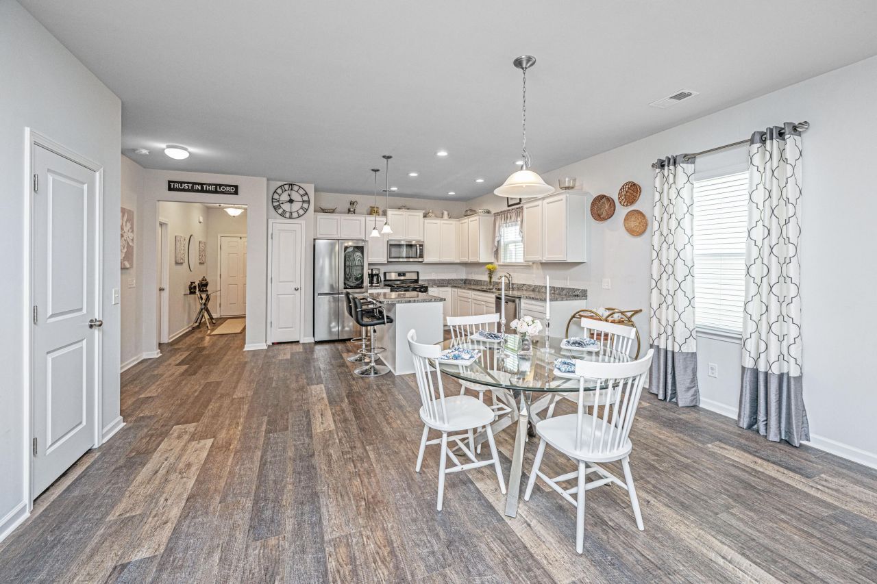 224 Hayworth Road Photo 12