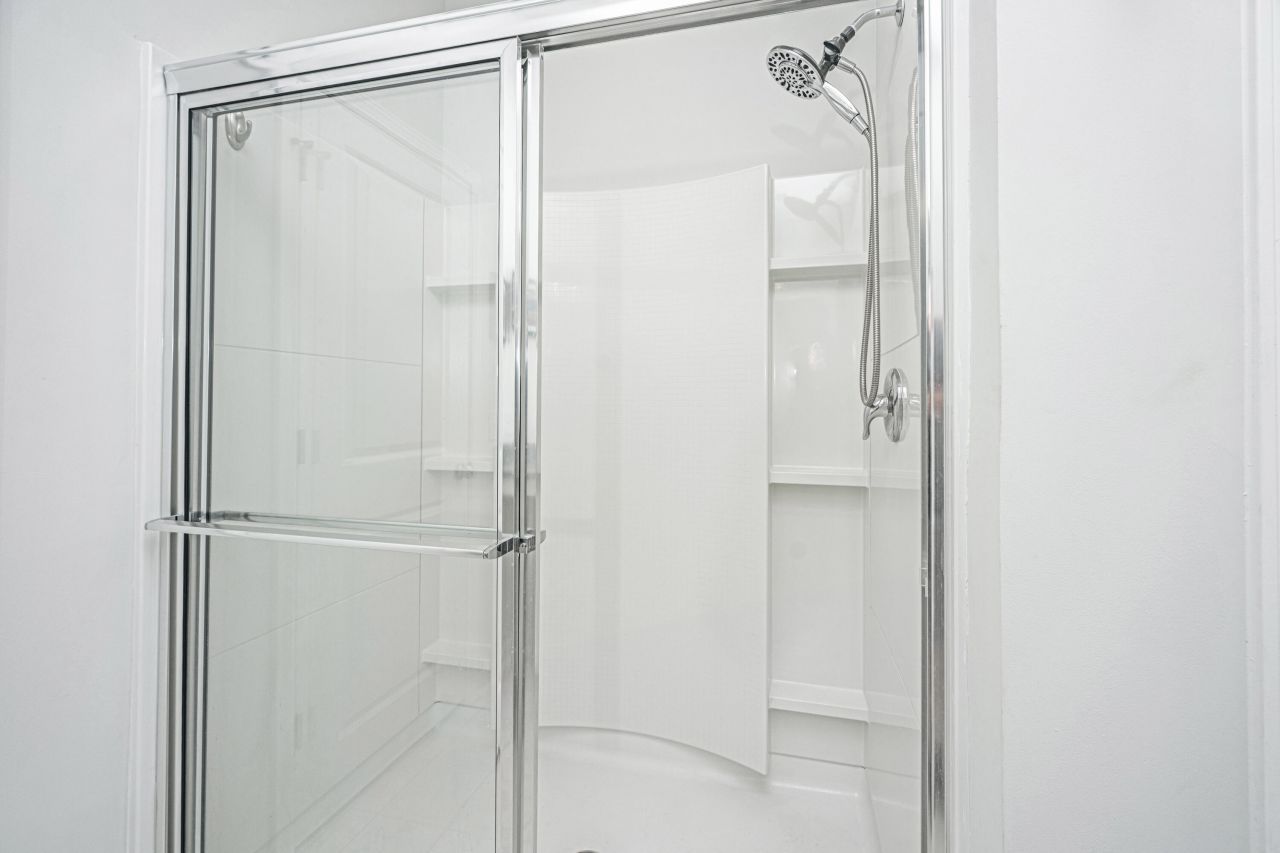 224 Hayworth Road Photo 16