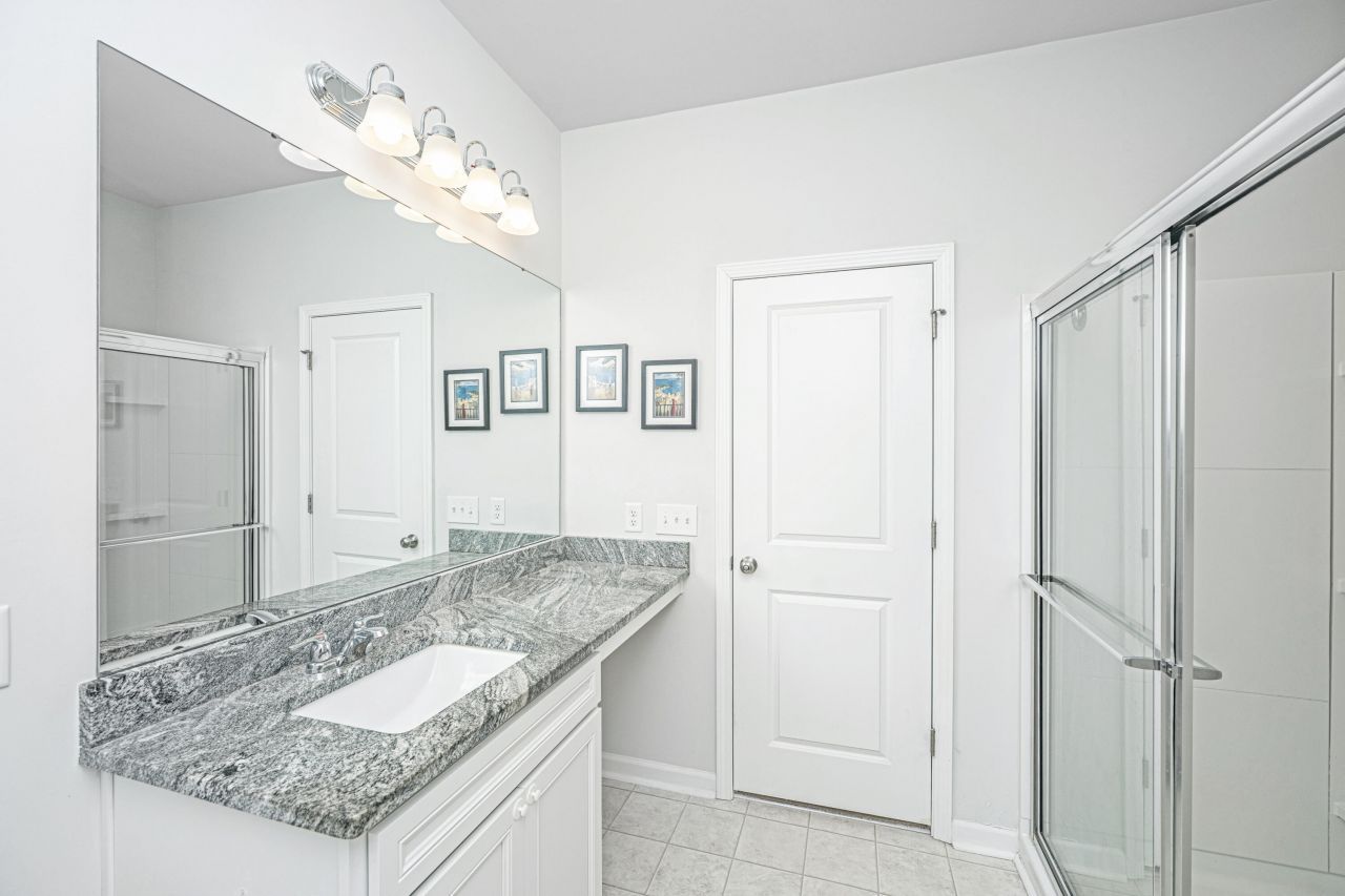 224 Hayworth Road Photo 17