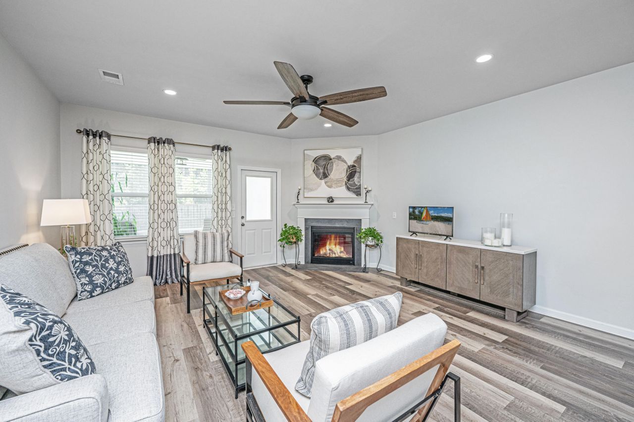 224 Hayworth Road Photo 9