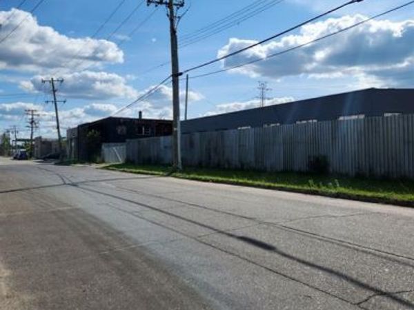 13507 Auburn Street, Detroit, MI 48223