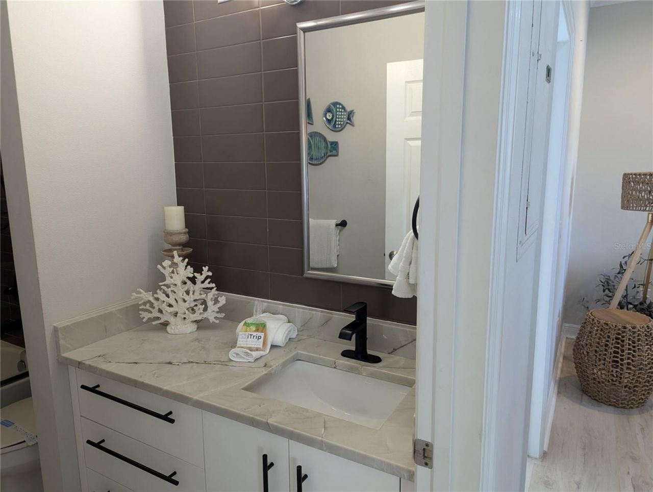 6732 Sarasea Circle, Unit 104C, Sarasota, FL 34242 Photo