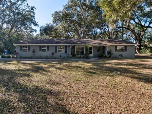 9628 DAVIS ROAD, TAMPA, FL 33637