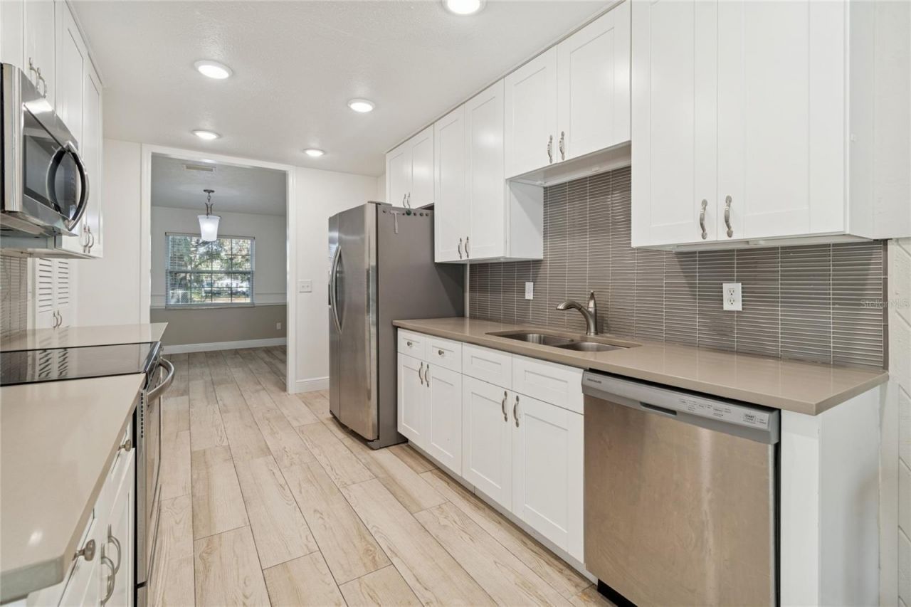 9628 Davis Road, Tampa, FL 33637 Photo