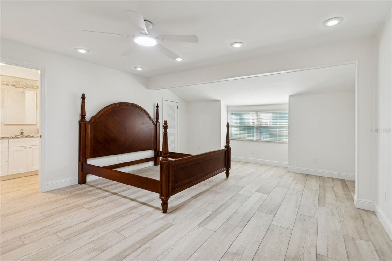 9628 Davis Road, Tampa, FL 33637 Photo