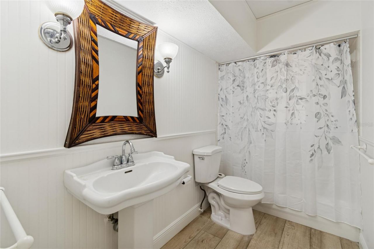 9628 Davis Road, Tampa, FL 33637 Photo